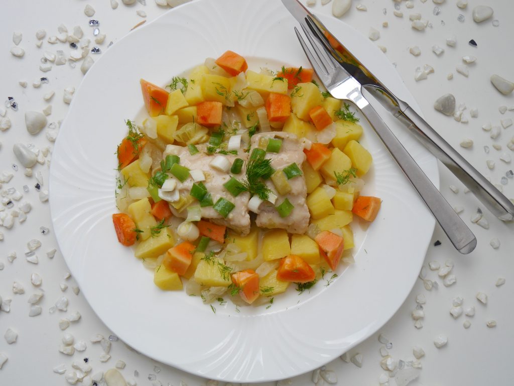 Welsfilet mit Papaya-Gemüse und Meerrettichsauce - good food blog